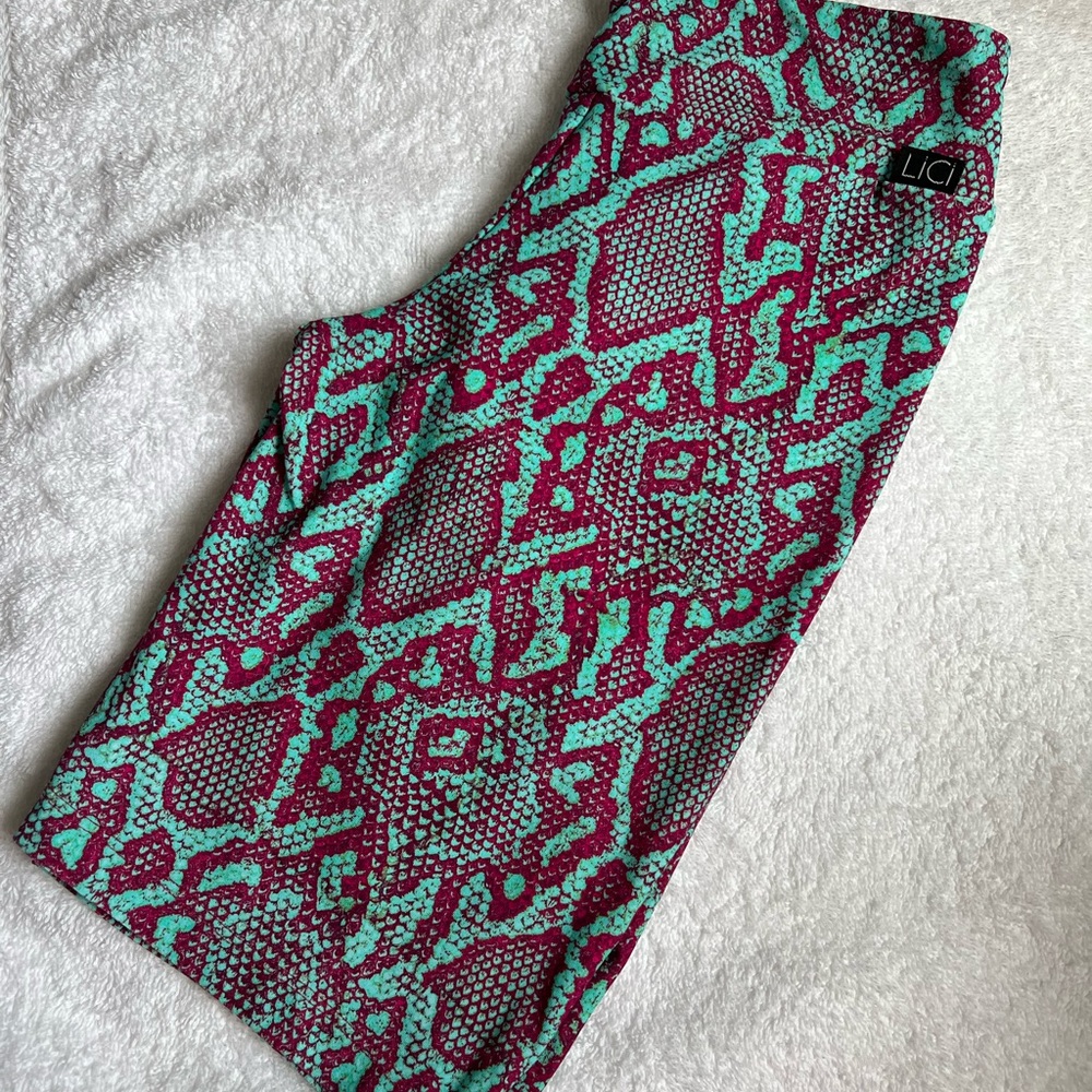 Lici Fit- Viper Short (M/L)🐍